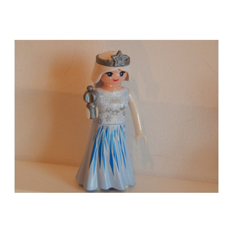 La reine des neiges en playmobil par Alizée Béthune